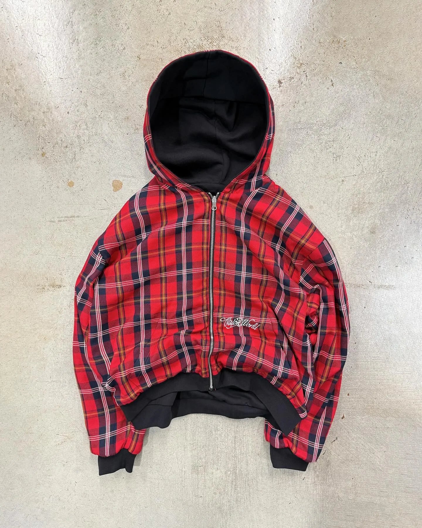 BLACK/RED 2-SIDED ZIPPER